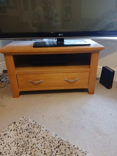 Solid oak cabinet with - tv,